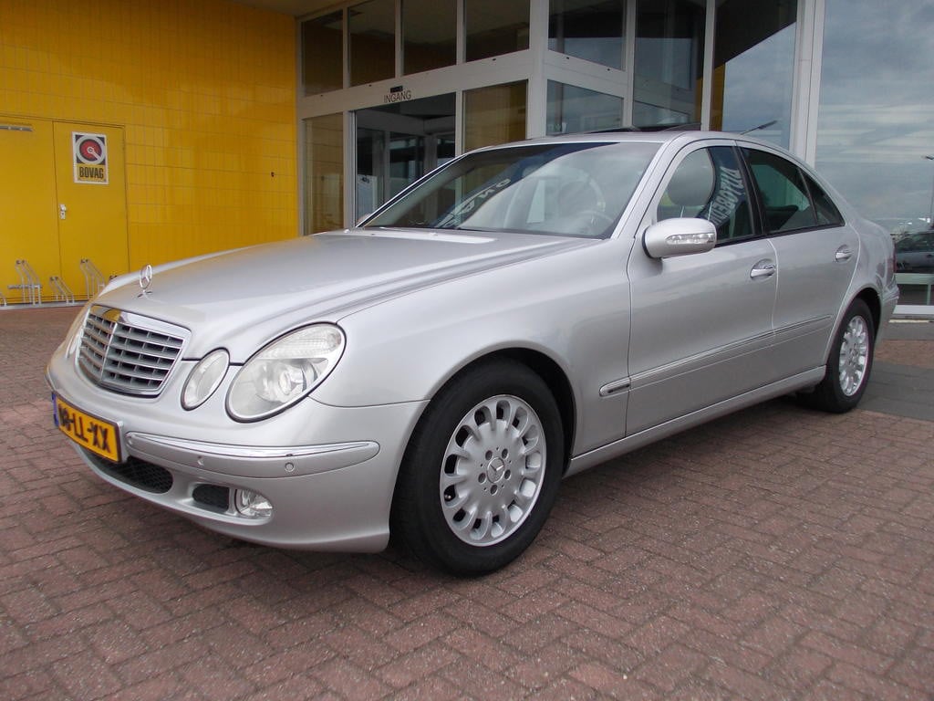 Mercedes-Benz E-Klasse 220 cdi elegance aut. e220cdi