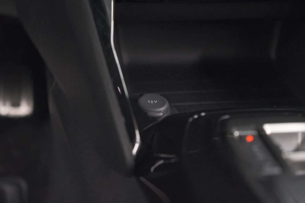 Peugeot 2008 puretech 130 eat8 gt | 360 camera | adaptieve cruise control |