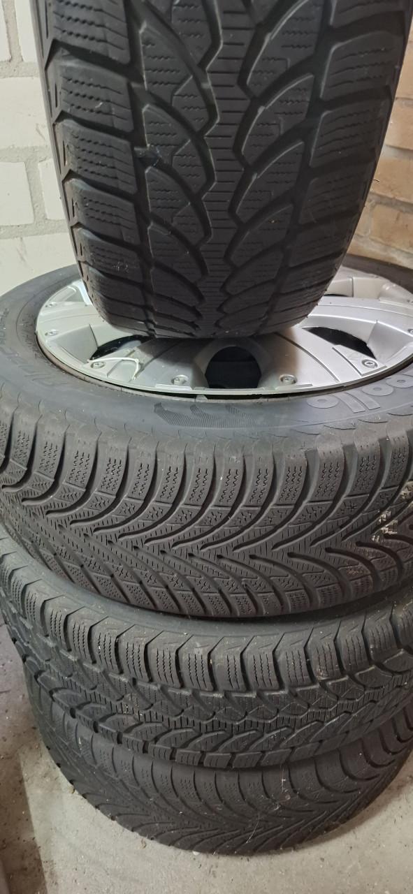 Stalen velgen met winterbanden Opel Zafira