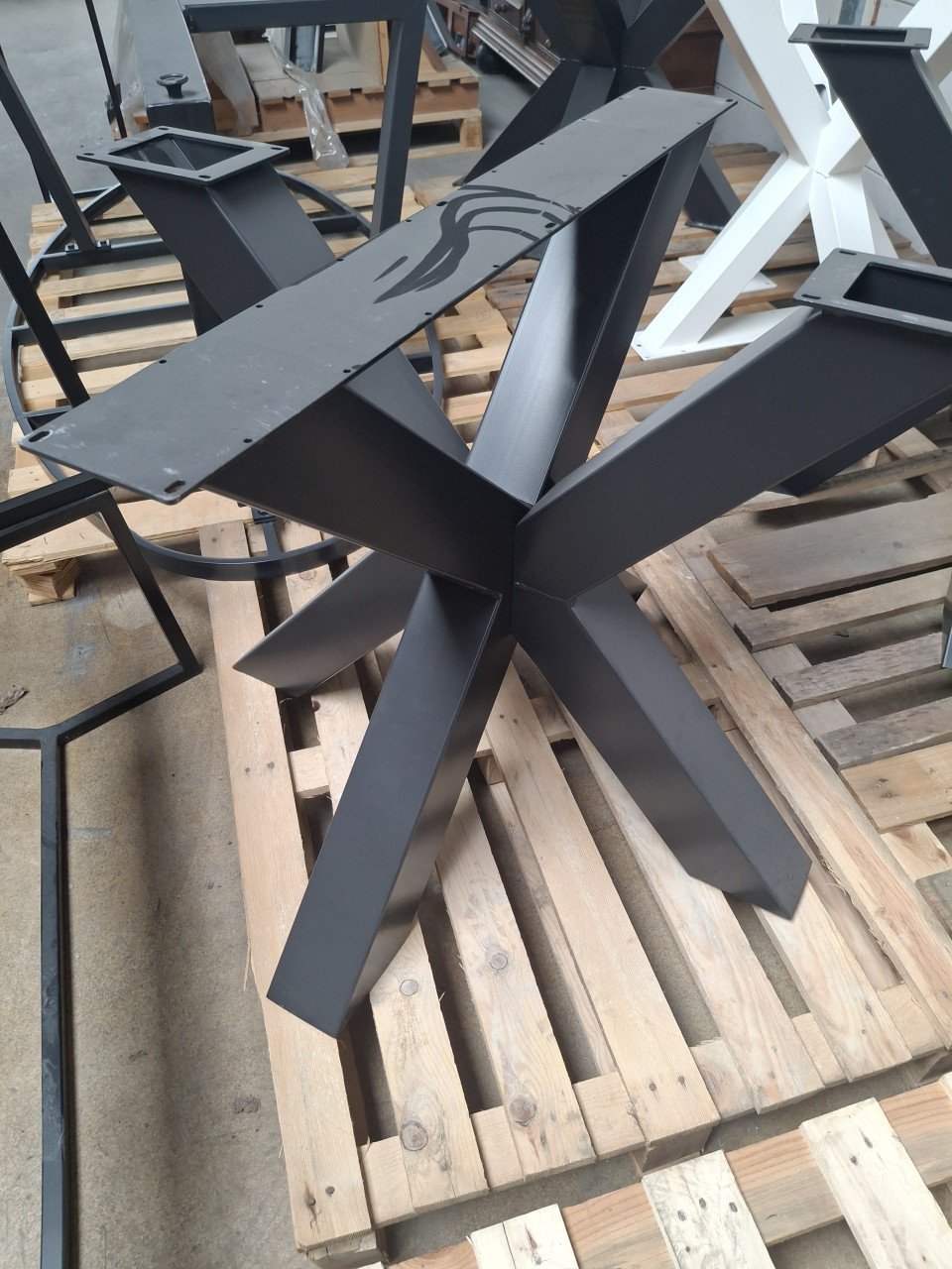 Onderstellen Tafels metaal