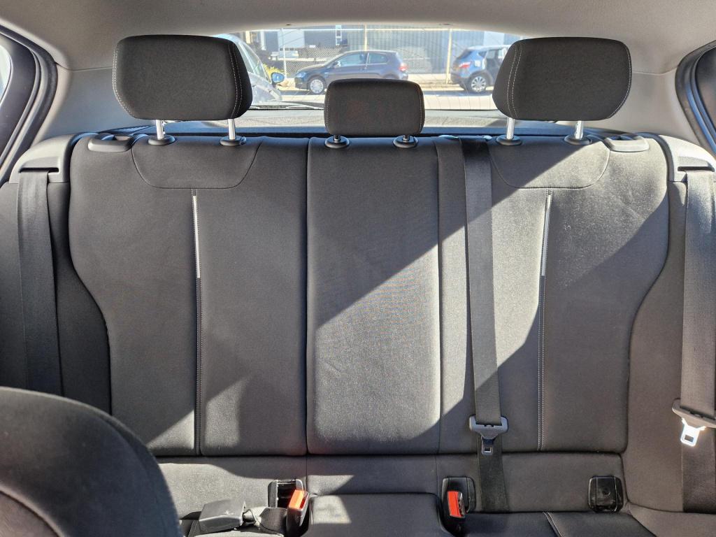 BMW 1 Serie 118i business