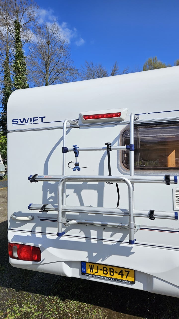 Swift Toscane 410 met Mover een zonnepanelen Boiler