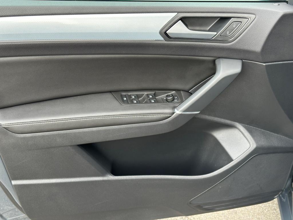 Volkswagen Touran 1.5 tsi 150pk dsg goal 7-persoons | trekhaak | dode hoek 