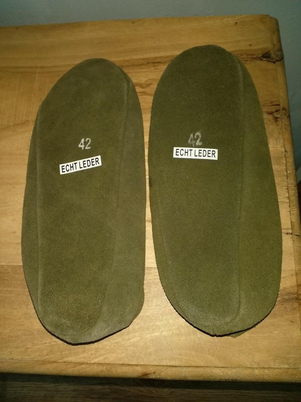 Pantoffels --sloffen maat 42