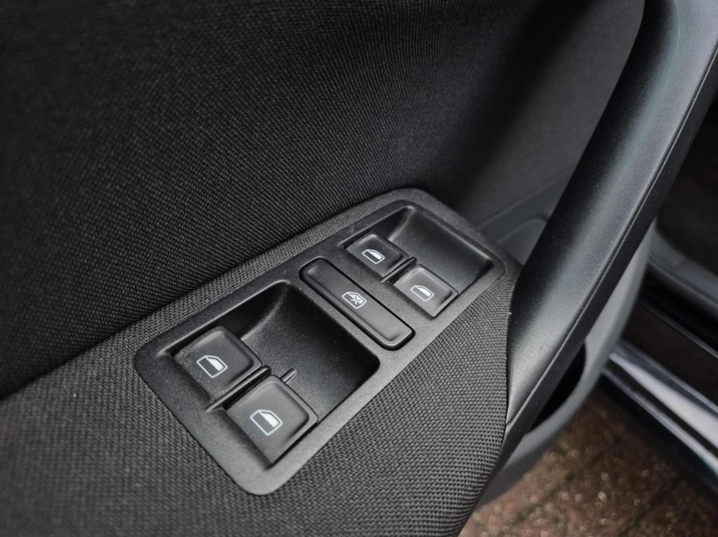 Volkswagen Polo 1.2 tsi highline / 1e eigenaar / 5-deurs / cruisecontrol / 