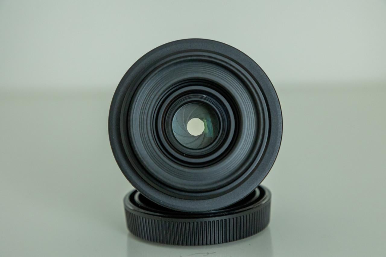 CANON RF 35mm f/1.8 MACRO IS STM – MACRO