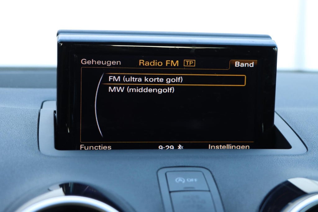 Audi A1 Sportback 1.0 tfsi adrenalin