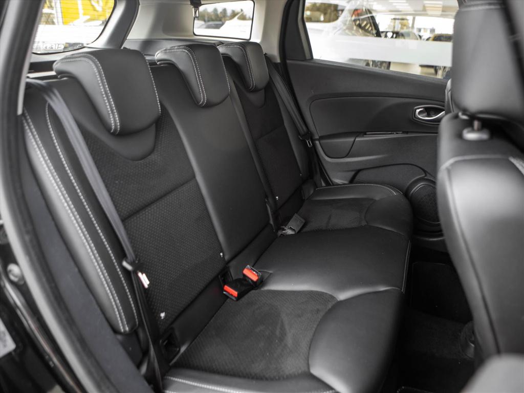 Renault Clio estate 1.2 tce 120pk intens | camera | stoelverwarming | navig
