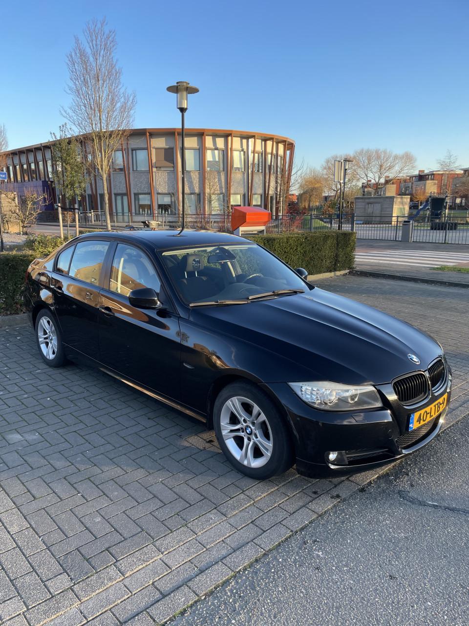 BMW 3-serie sedan 316i Business line