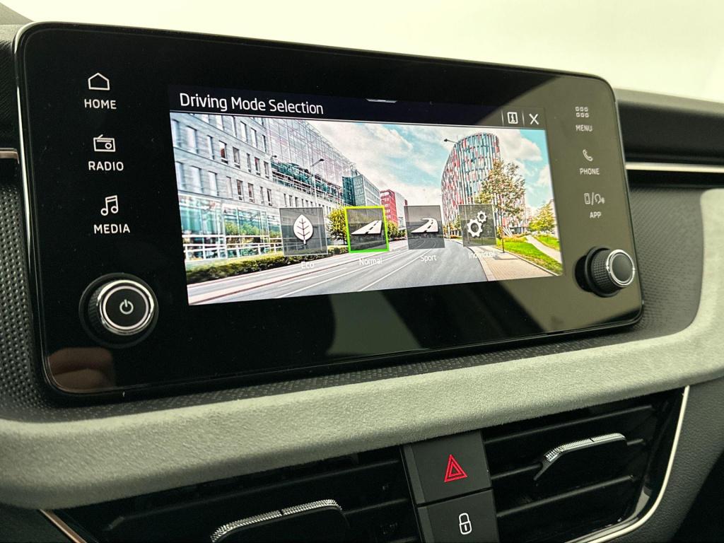 Skoda Scala business edition 1.0 tsi 85 kw / 115 pk hatchback