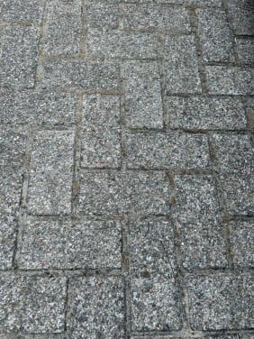 Klinkers ongeveer 22m2