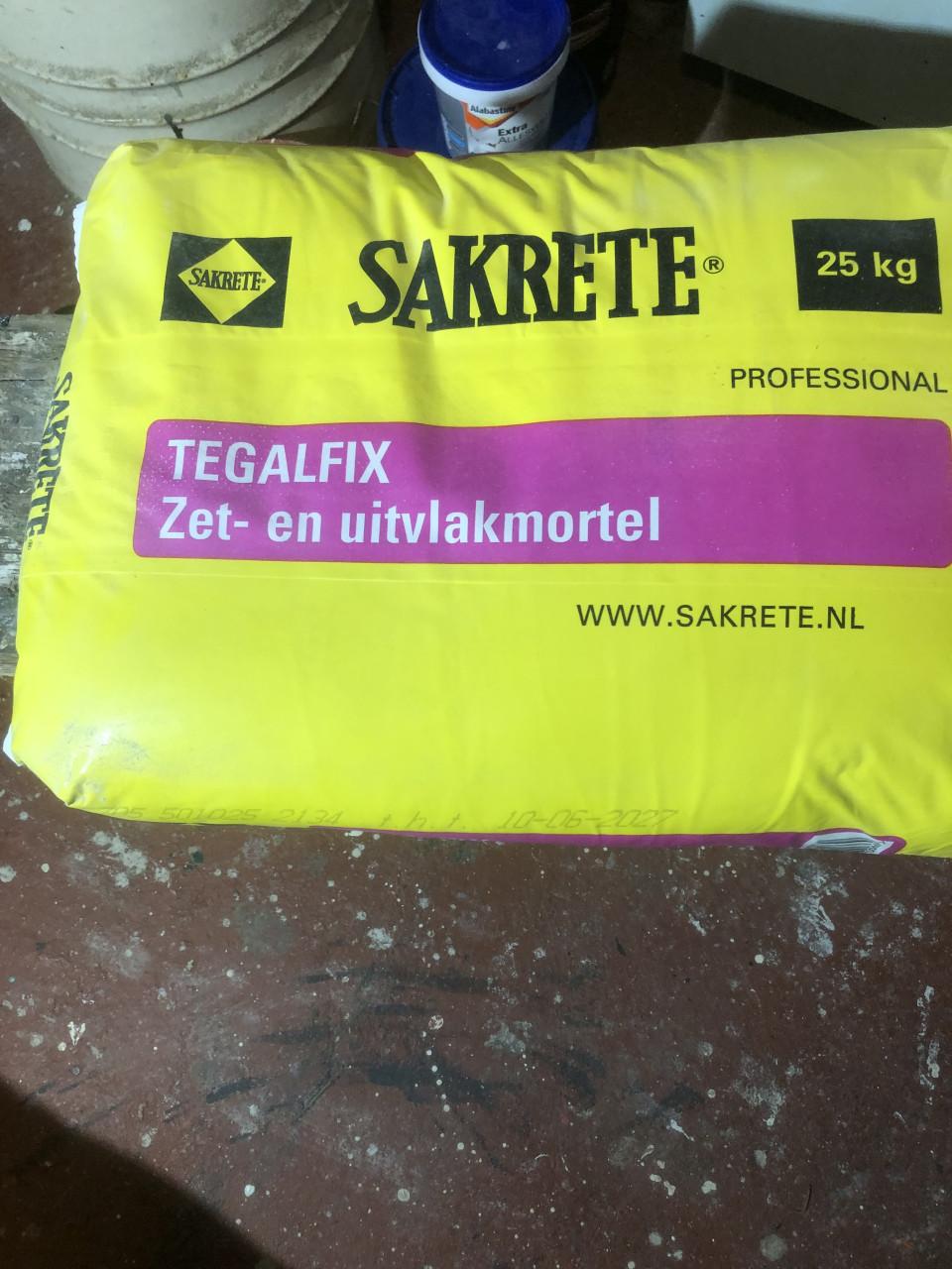 Sakrete, Tegalfix Zet-en uitvlakmortel