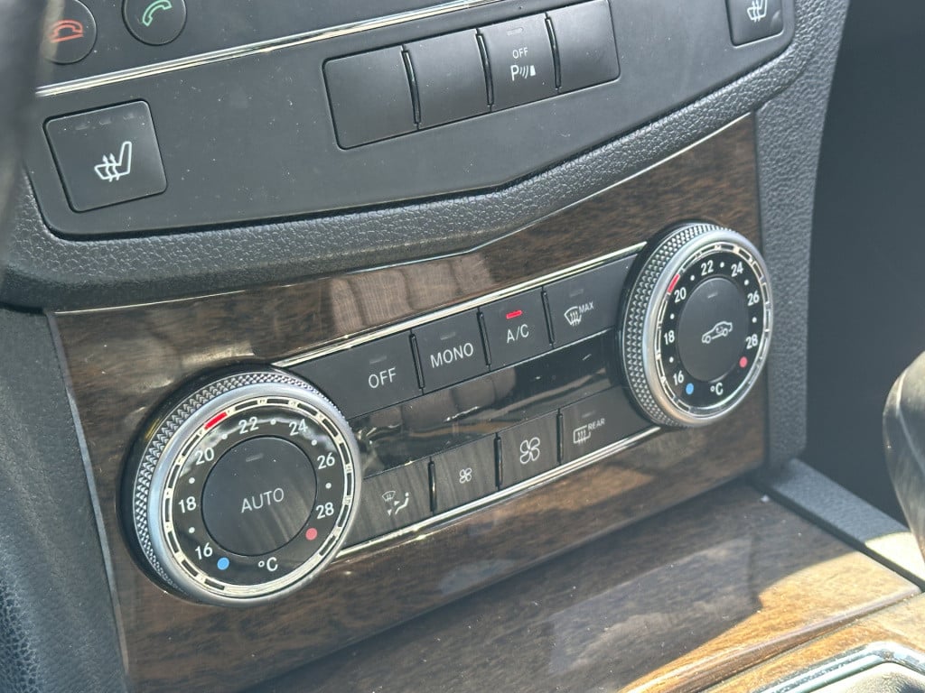 Mercedes-Benz C-Klasse 180 k elegance l stoelverwarming l trekhaak l alarm 