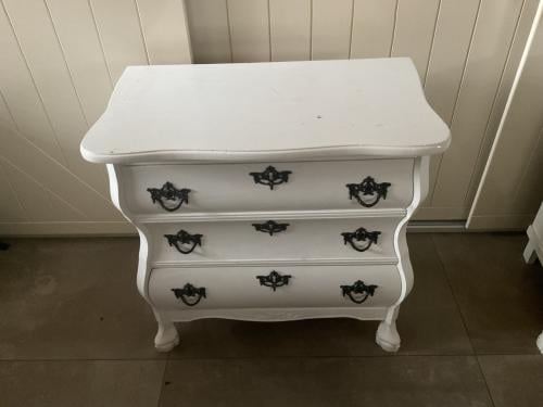 Te Koop: 2 Oude Buikkastjes