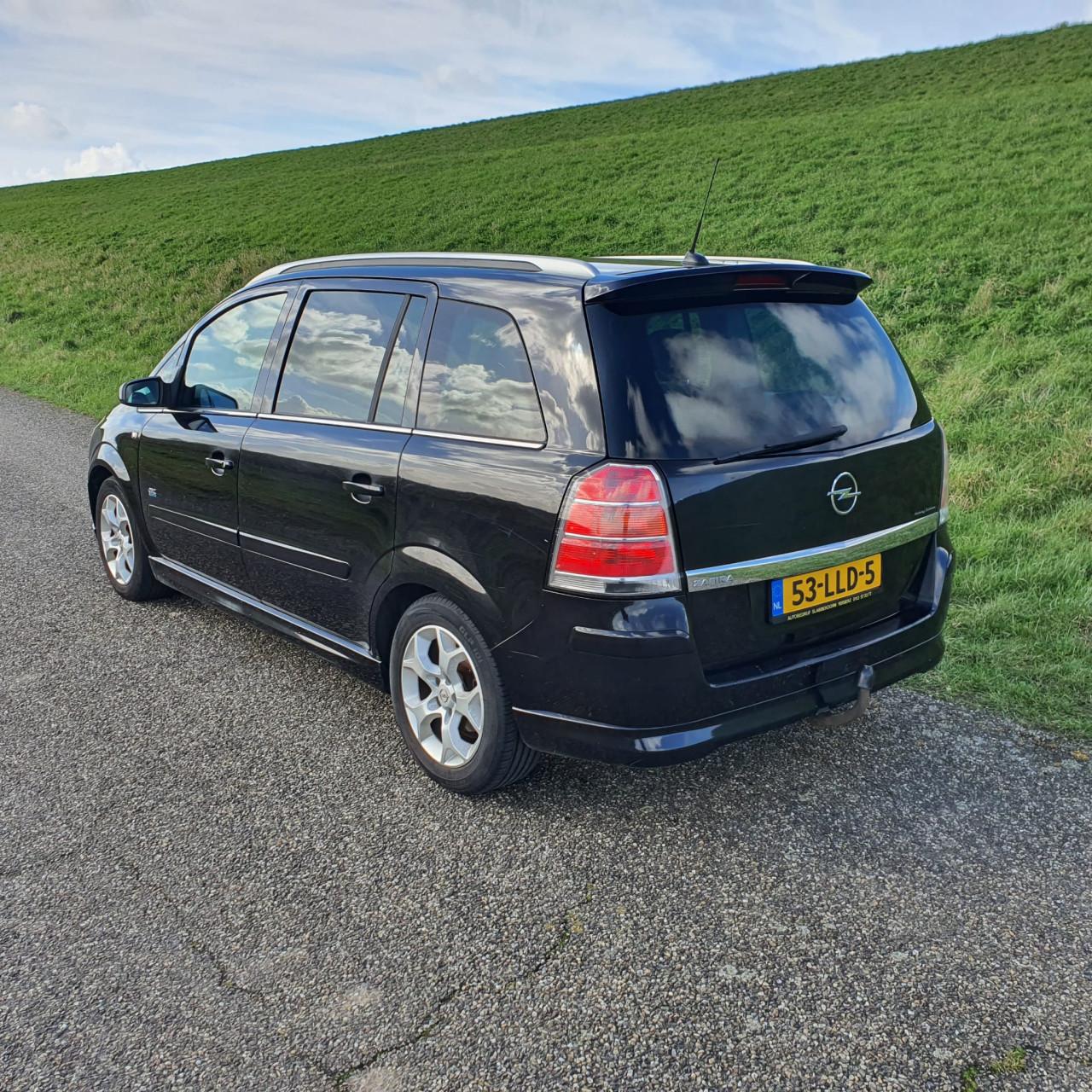 Opel Zafira 1.8 Enjoy OPC Line 7 persoons