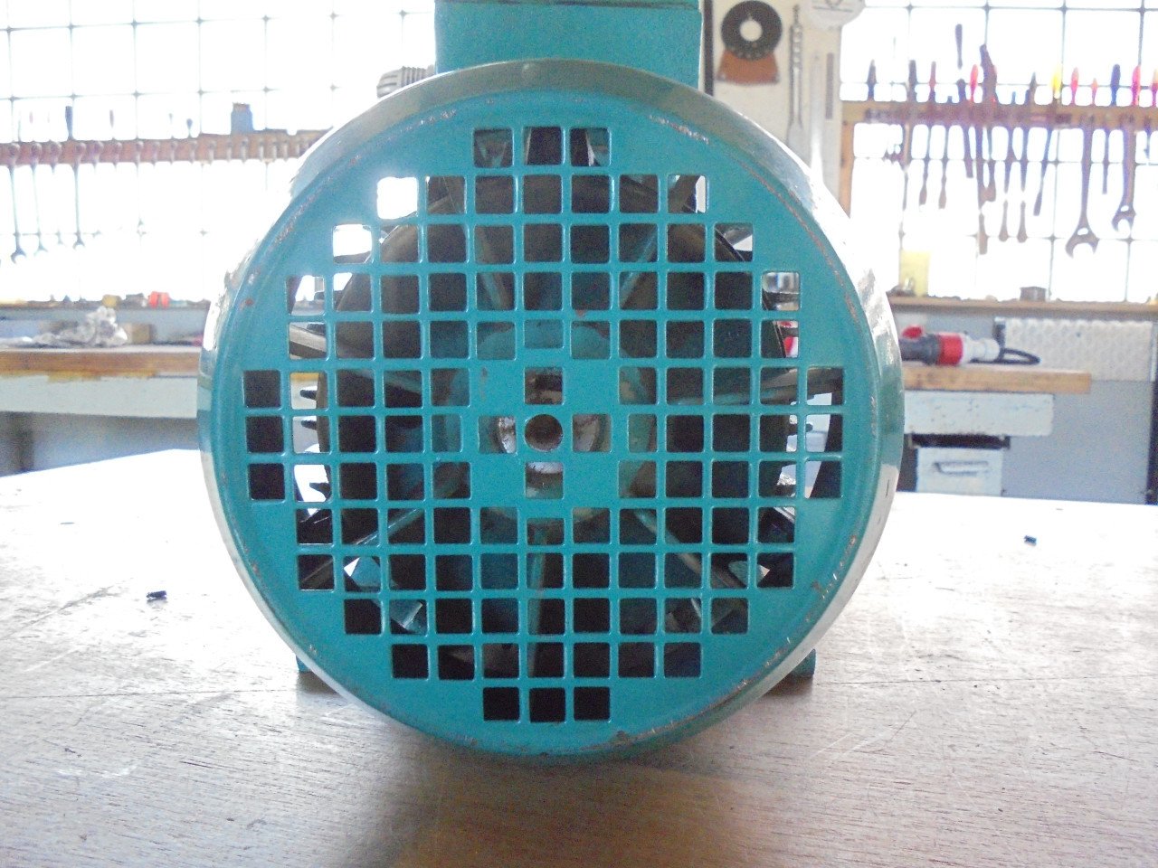 Eletromotor