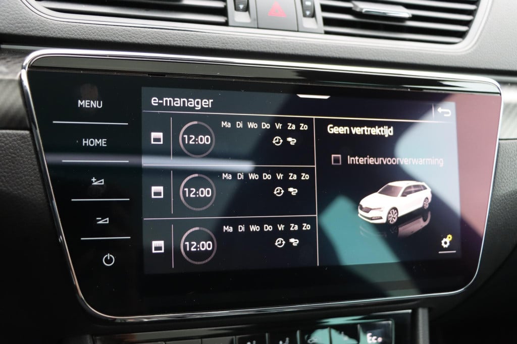 Skoda Superb 1.4 tsi iv sportline business 218pk dsg6