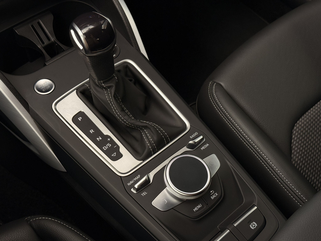 Audi Q2 35 tfsi s edition | s-line | vc | led | elec achterklep | achteruit