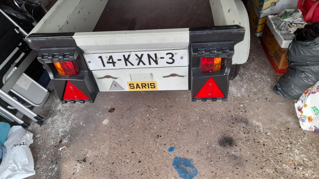 Aanhanger Saris