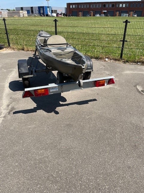 Native Watercraft Manta Ray 12 kano/kayak inclusief trailer