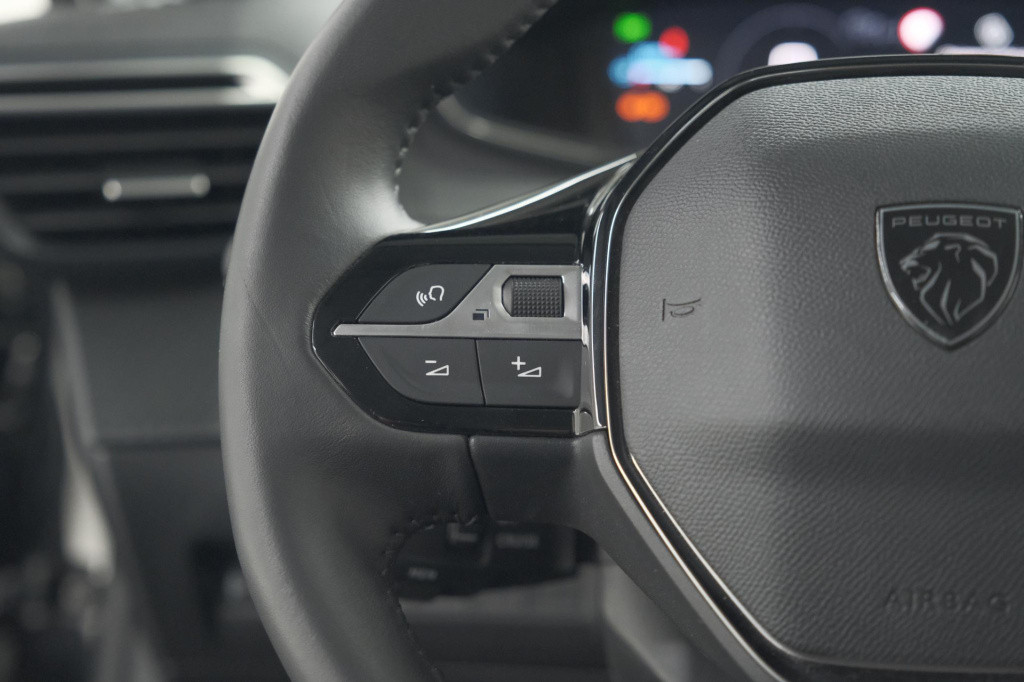 Peugeot 208 puretech 100 allure | 360 camera | adaptieve cruise control | d