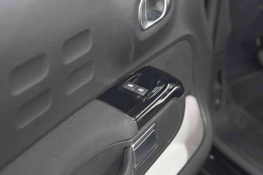 Citroen C3 puretech 110 eat6 max | apple carplay | parkeersensoren | climat
