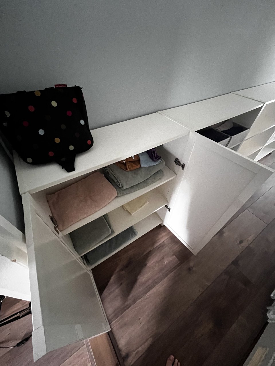 4 witte lage Billy kasten van IKEA. Samen voor 40 euro!