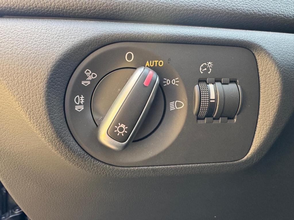 Audi Q3 1.4 tfsi | automaat | lm | s-line |