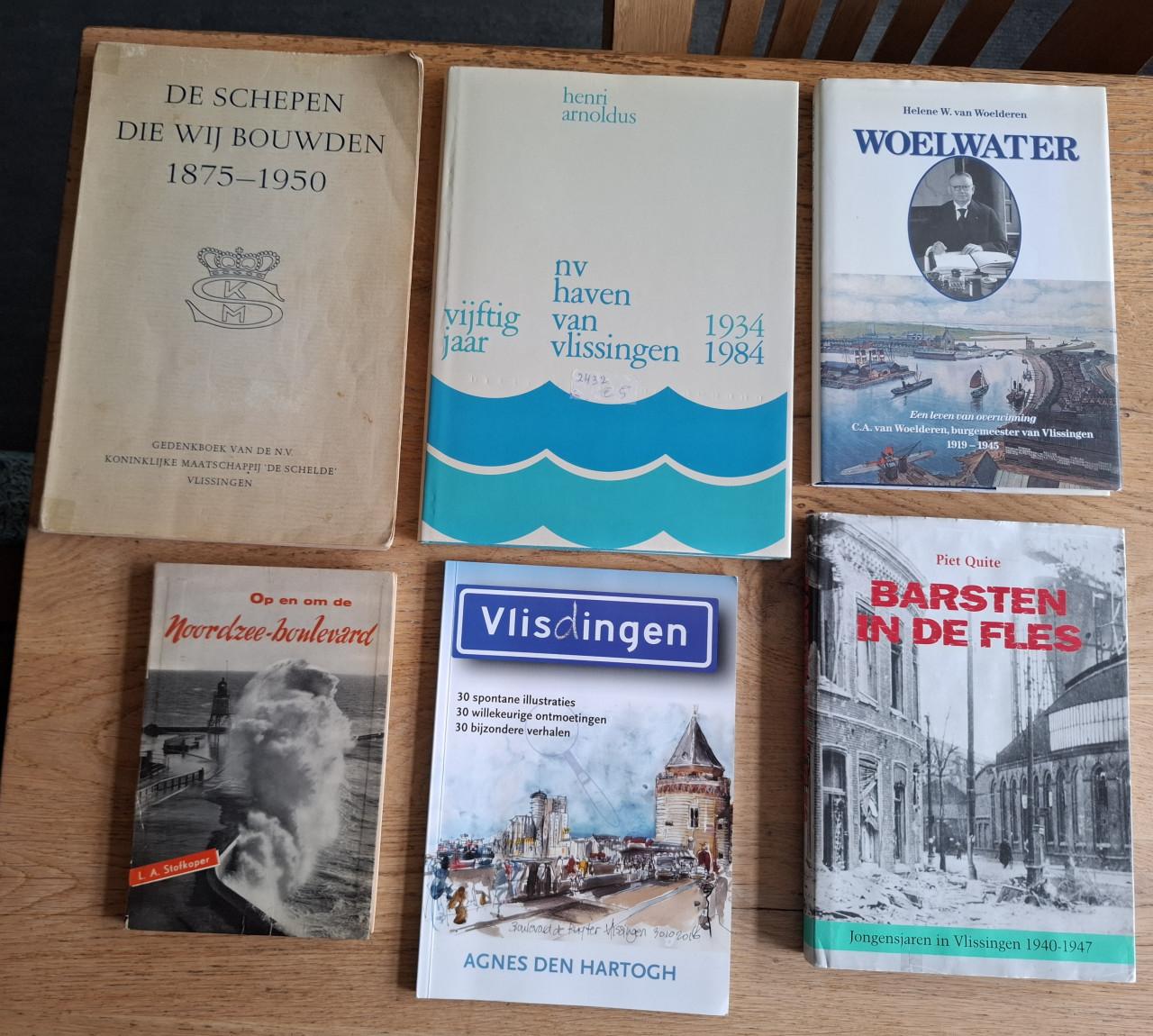 Diverse boeken over Vlissingen