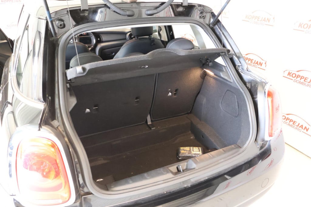 Mini One mini 1.5 business edition nl auto, cruise controle, appconnect, al