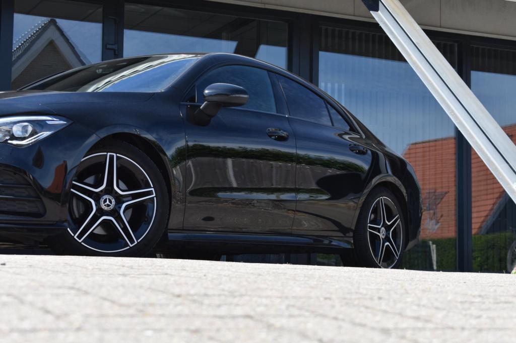 Mercedes-Benz Cla 180 amg night | sfeerverlichting | camera | apple carplay