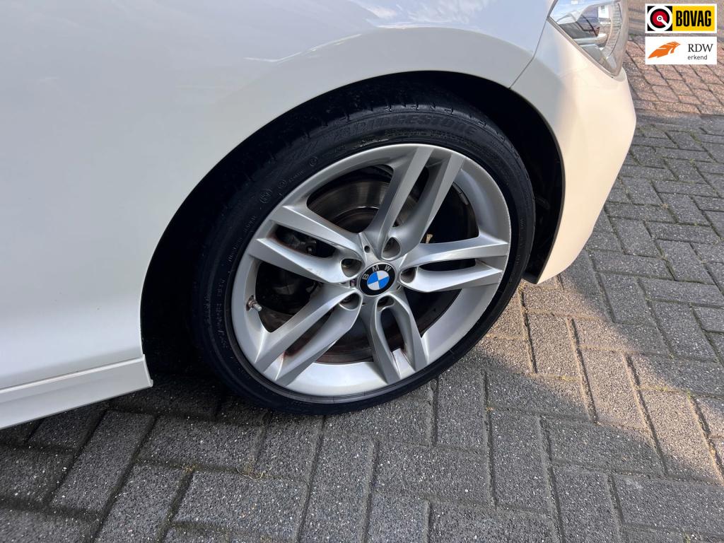 BMW 1 Serie 118i centennial high executive