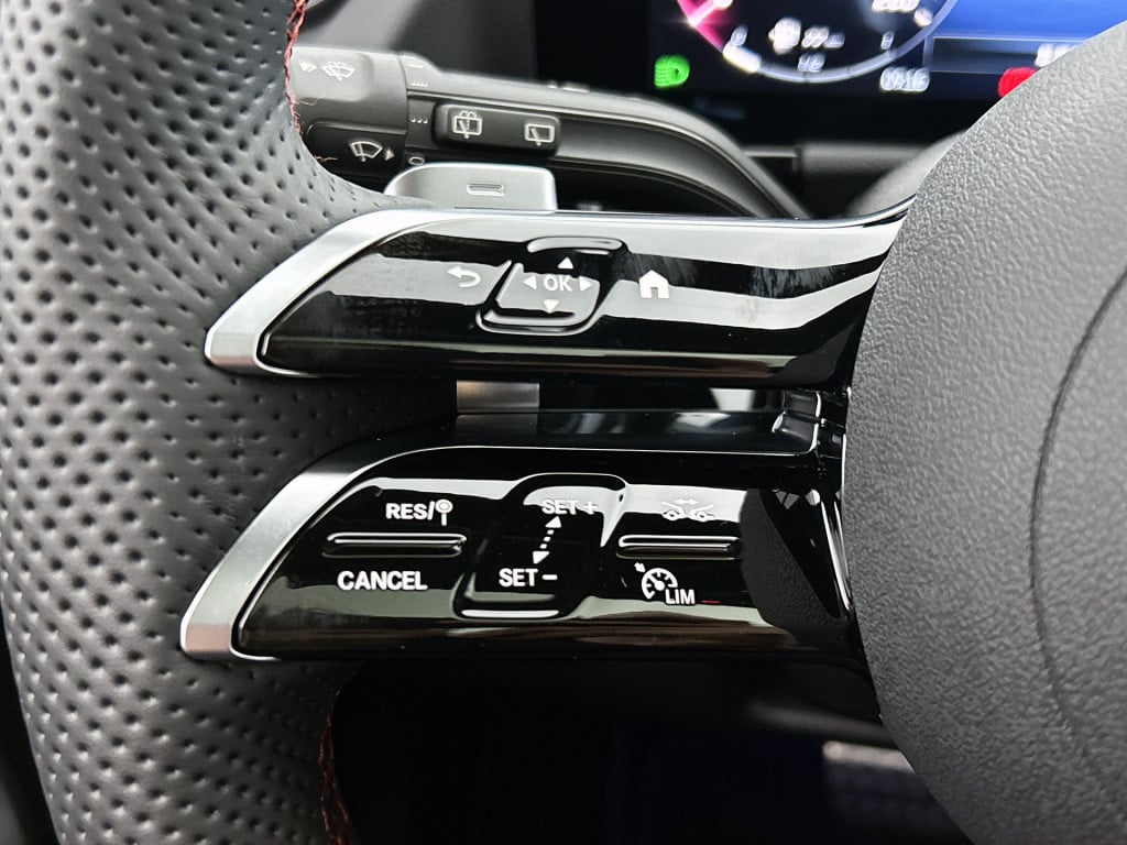 Mercedes-Benz Gla-klasse 250 e business solution amg | nightpakket | smartp