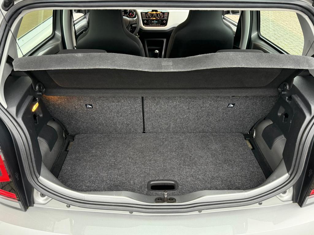 Volkswagen UP! 1.0 bmt move up!