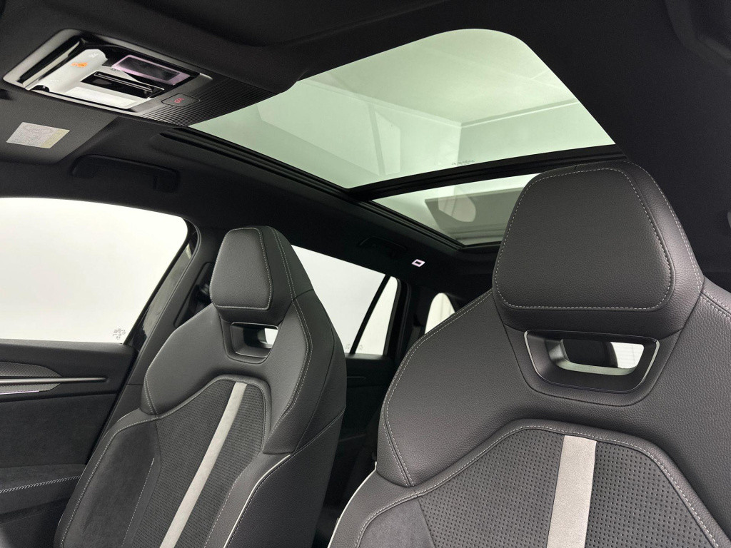 Skoda Kodiaq sportline business 1.5 tsi phev 150 kw / 204 pk su