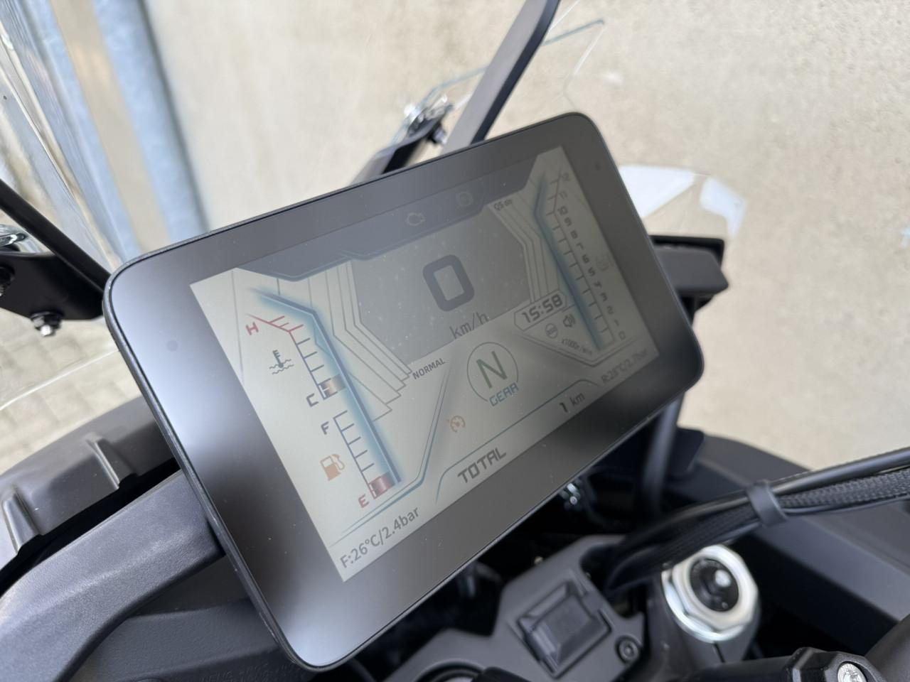 QJMotor SRT 900 SX Touring | Zeer compleet | Op voorraad