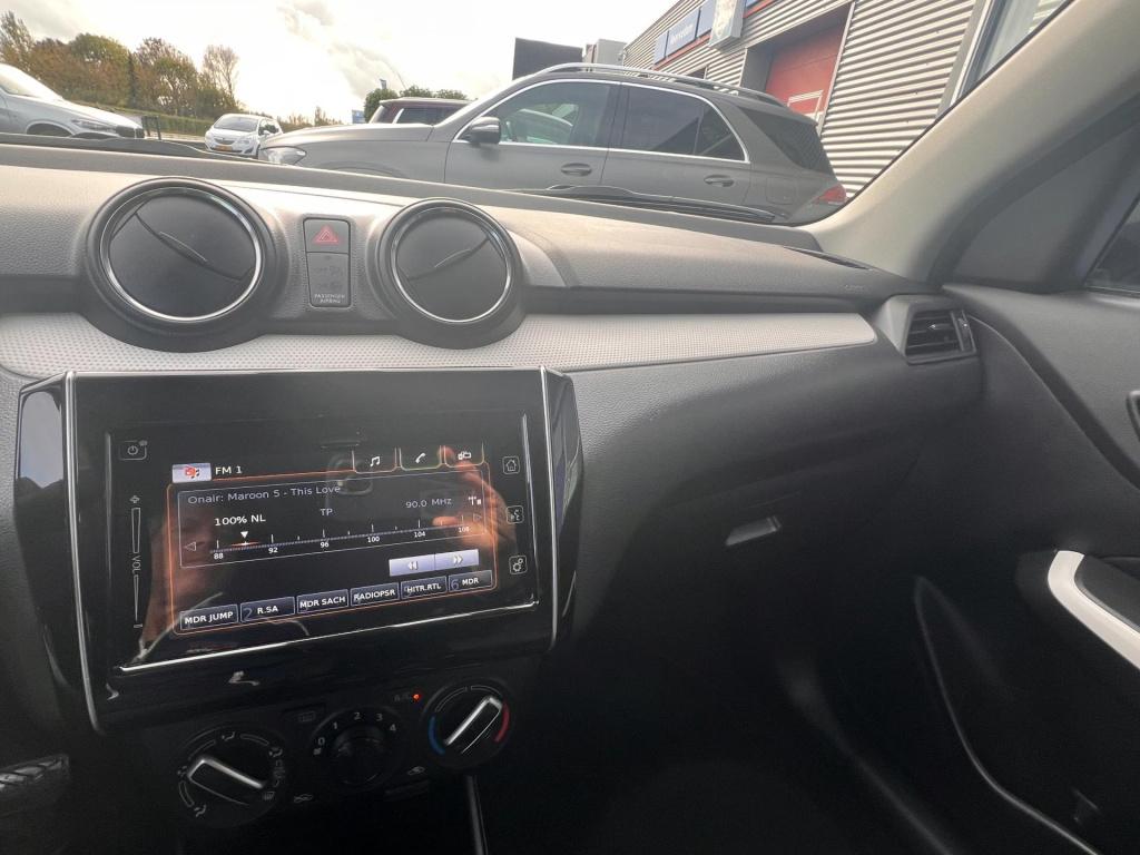 Suzuki Swift 1.2 select smart hybrid