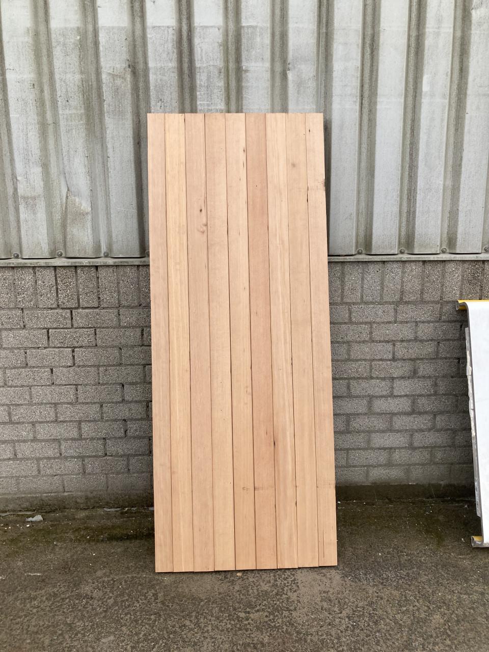 Vloerdelen en dakbeschot