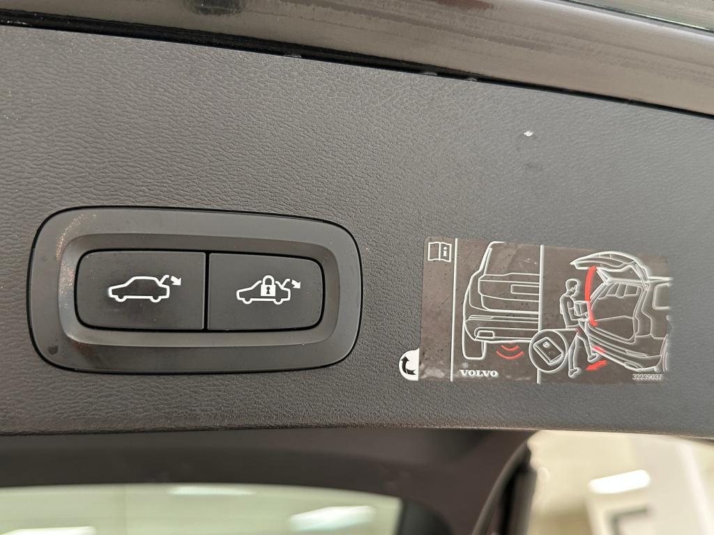 Volvo XC40 1.5 t5 recharge inscription | harman/kardon | 360 camera | panor