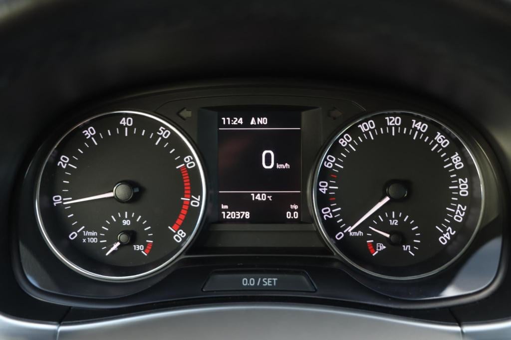 Skoda Fabia 1.2 tsi drive 90pk