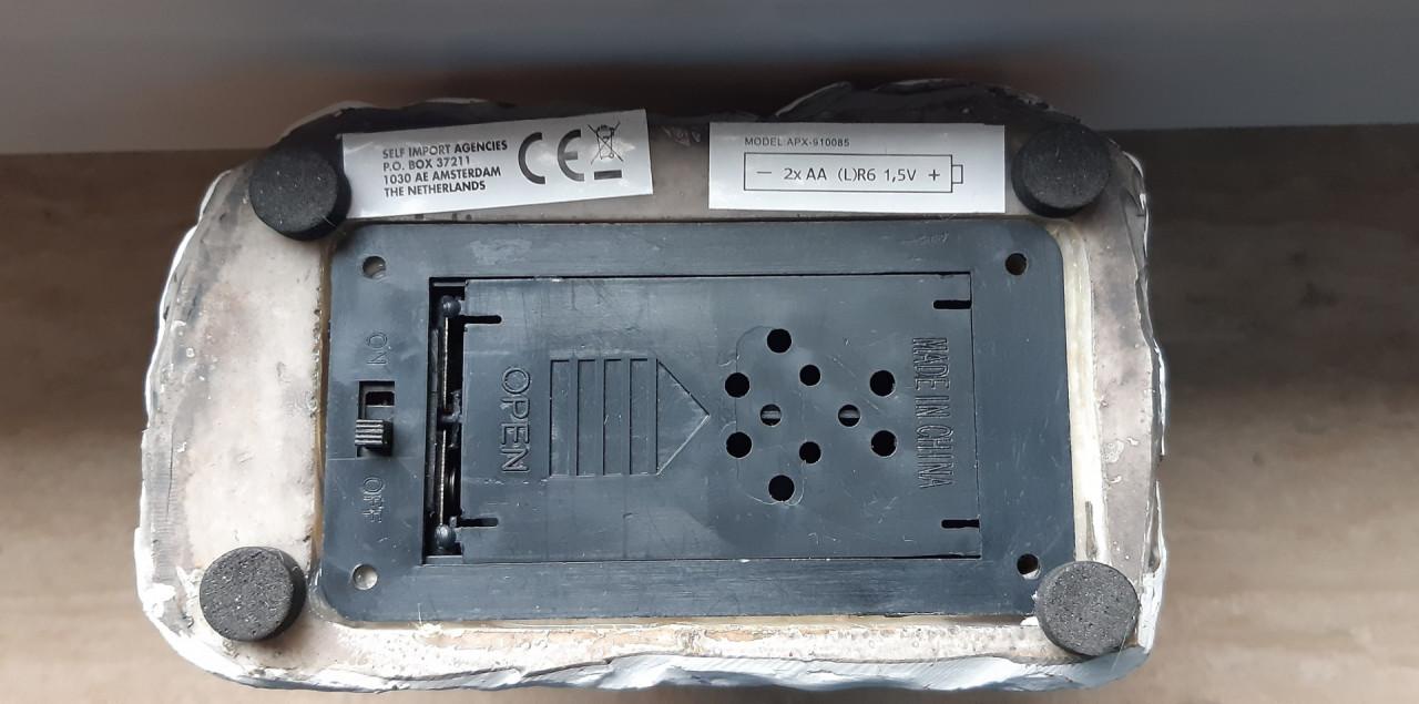 Hollands kraam: schaatsen en sleeën, kerstdecoratie met verlichting