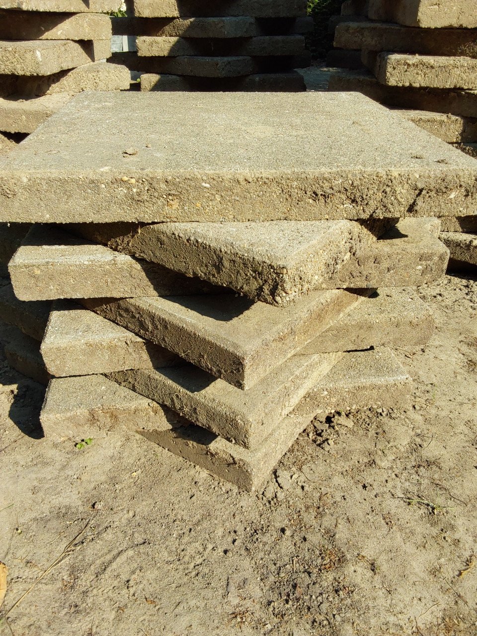 GRATIS 30m2 betontegels van 50cmx50cmx5cm
