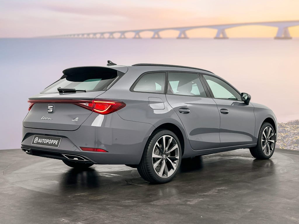 Seat Leon sportstourer 1.5 tsi e-hybrid fr phev first edition