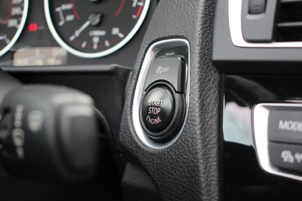 BMW 2-serie cabrio 218i sportline - leder - navi - led - pdc - stoel verw -