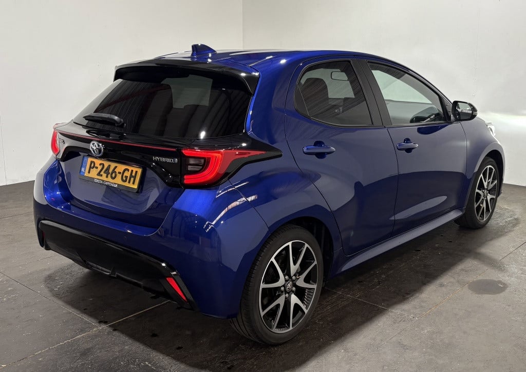 Toyota Yaris 1.5 hyb. executive | navi | bsm | stoelverw. |