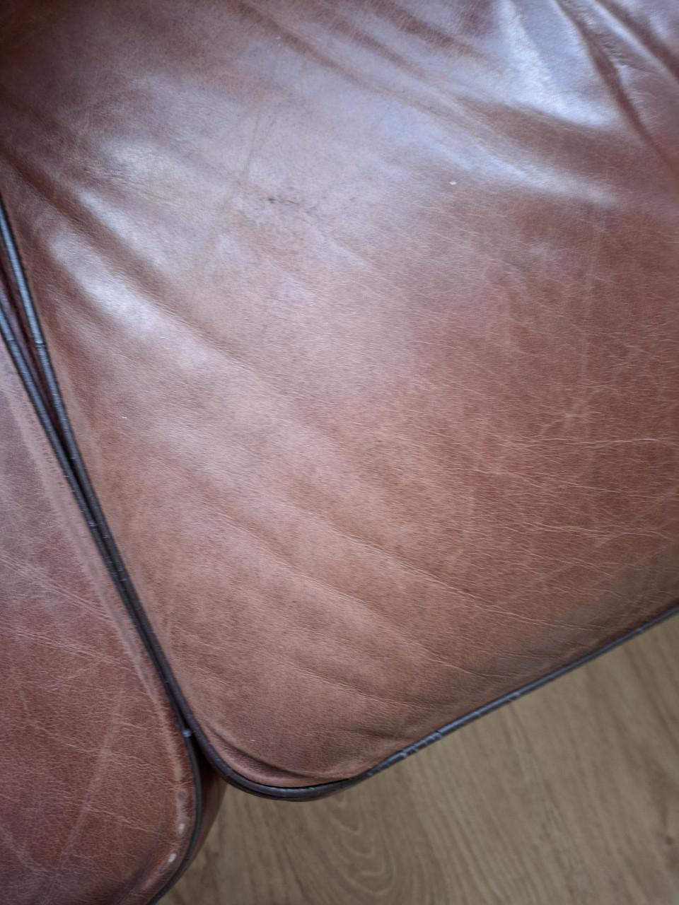 Schapenleren bank en stoelen