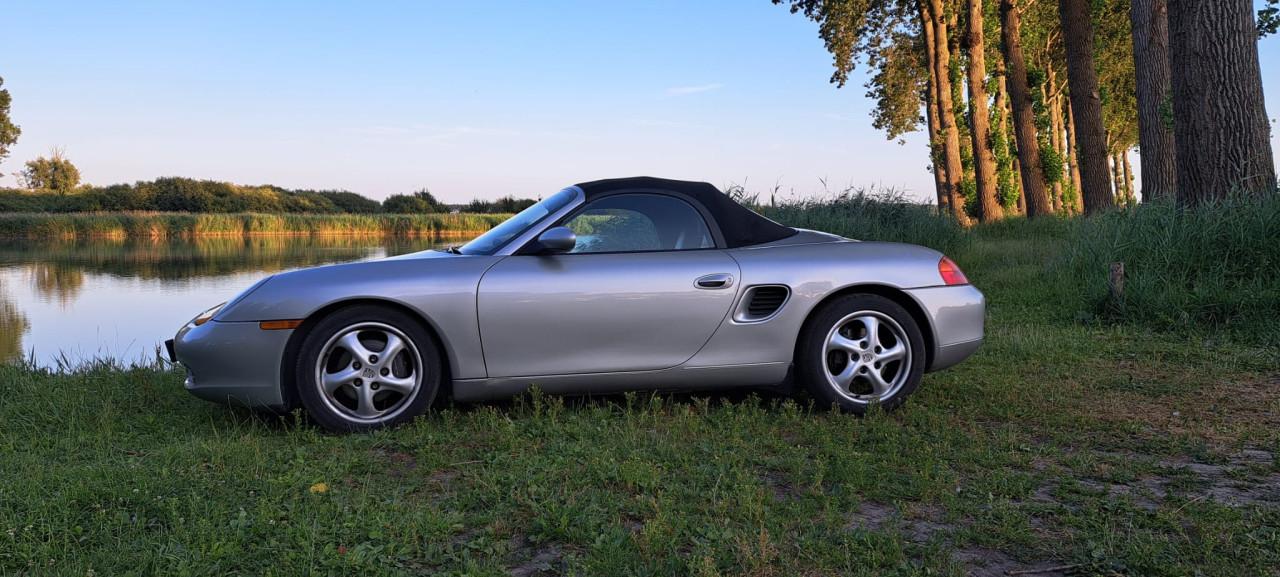 Porsche Boxster 1997 Handgeschakeld met APK