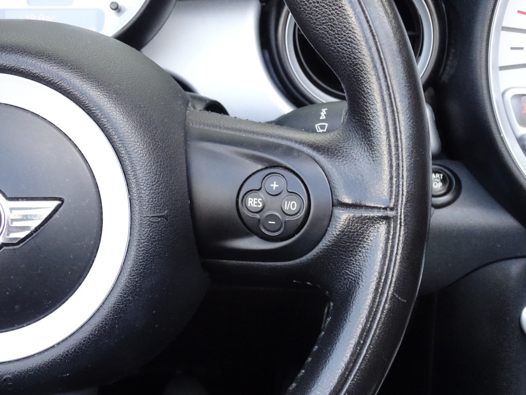 Mini Cooper Cabrio mini 1.6 pepper | airco | cruise | stoelverwarming | 17"