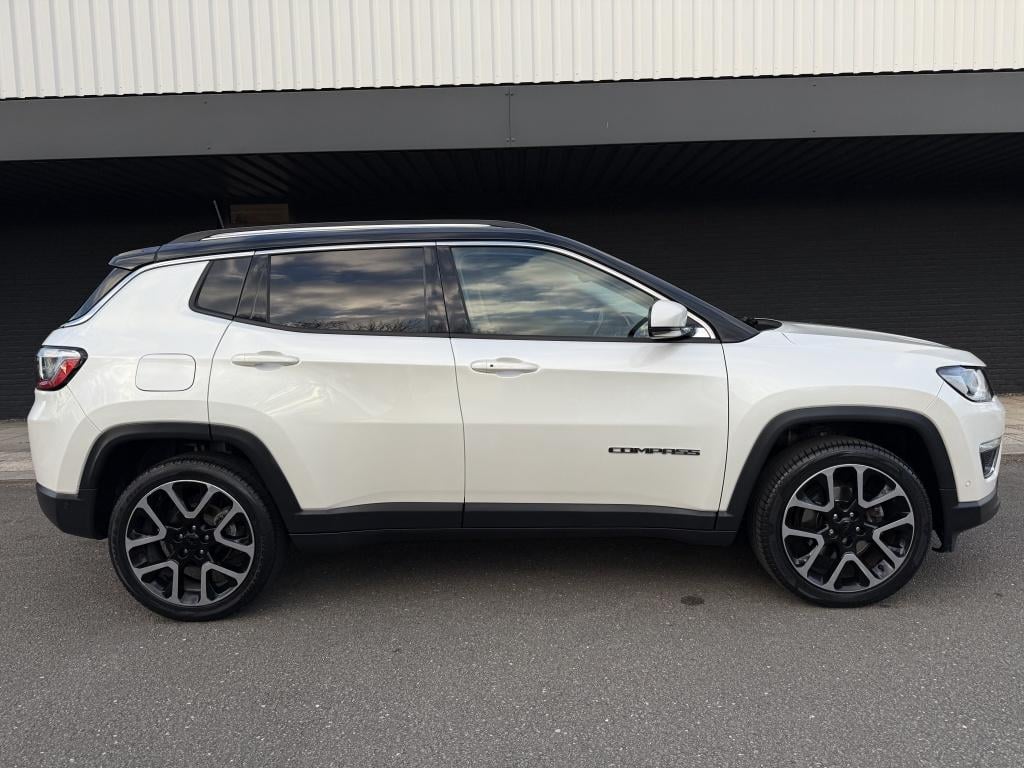 Jeep Compass 1.4 m.air limited // beats audio // trekhaak //