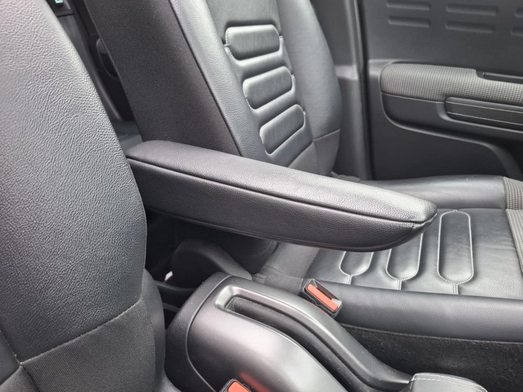 Citroen C3 Aircross suv 130 shine automaat pano/leer/trekhaak